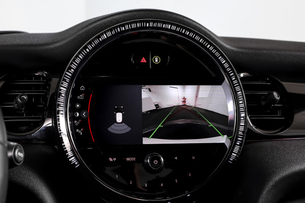 MINI Mini 2.0 Cooper S John Cooper Works 180 PK | S/K Panodak | Dig.Cockpit | Adapt.Cruise | Stoelverw. | Camera+PDC | NAV+App.Connect | Auto.Airco | LM 17" |