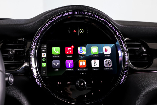 MINI Mini 2.0 Cooper S John Cooper Works 180 PK | S/K Panodak | Dig.Cockpit | Adapt.Cruise | Stoelverw. | Camera+PDC | NAV+App.Connect | Auto.Airco | LM 17" |