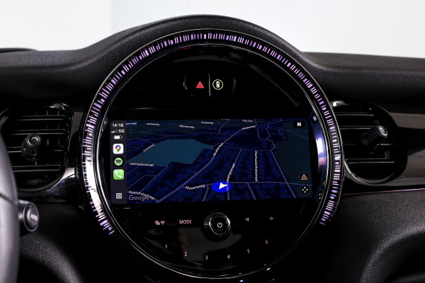MINI Mini 2.0 Cooper S John Cooper Works 180 PK | S/K Panodak | Dig.Cockpit | Adapt.Cruise | Stoelverw. | Camera+PDC | NAV+App.Connect | Auto.Airco | LM 17" |