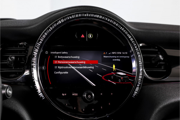 MINI Mini 2.0 Cooper S John Cooper Works 180 PK | S/K Panodak | Dig.Cockpit | Adapt.Cruise | Stoelverw. | Camera+PDC | NAV+App.Connect | Auto.Airco | LM 17" |