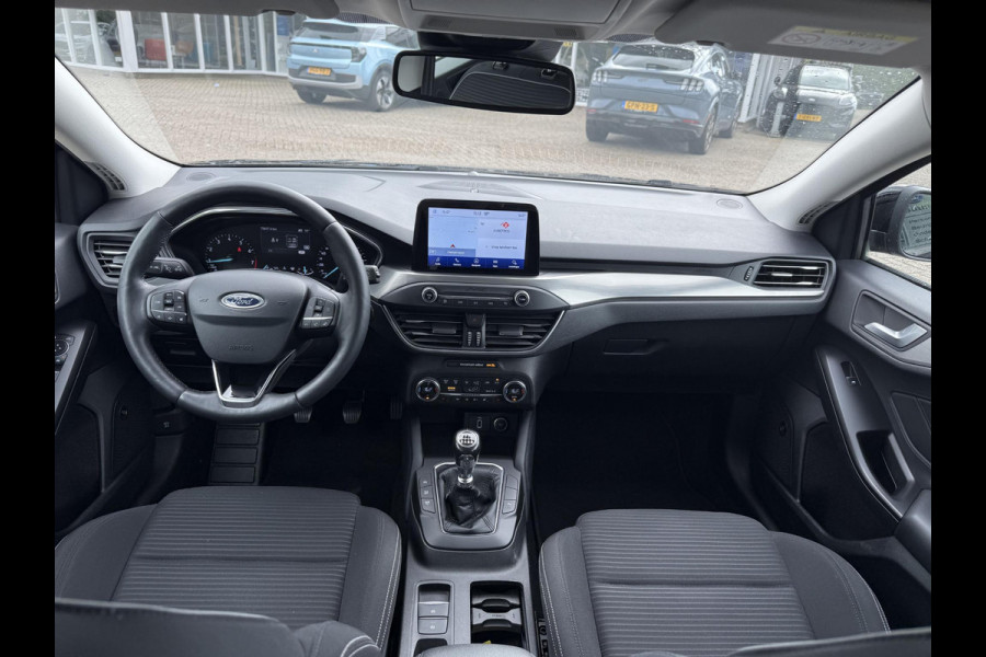Ford FOCUS Wagon 1.0 EcoBoost Titanium Business 125pk | Trekhaak | Winterpack | B&O | Cruise Control | Navigatie |