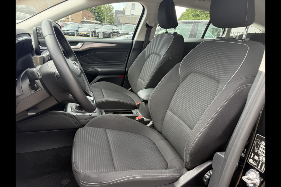 Ford FOCUS Wagon 1.0 EcoBoost Titanium Business 125pk | Trekhaak | Winterpack | B&O | Cruise Control | Navigatie |