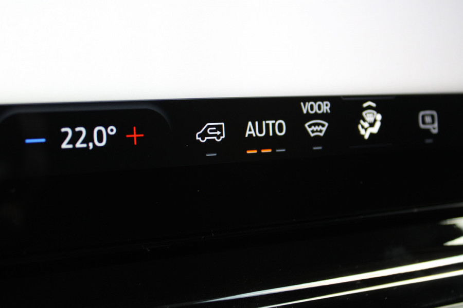 Ford Transit 350 2.0 TDCI L3H2 Trend 130pk Trend - Facelift - Xenon - Carplay - Android - Camera - Airbag Passagier - Rijklaar