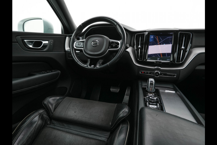 Volvo XC60 2.0 T8 Twin Engine AWD R-Design Aut. *PANO | LEATHER-MICROFIBRE | FULL-LED | BLIS | SPORTSEATS | DIGI-COCKPIT | CAMERA | NAVI-FULLMAP | LANE-ASSIST | TOWBAR | PRIVACY-GLASS | 20''ALU*