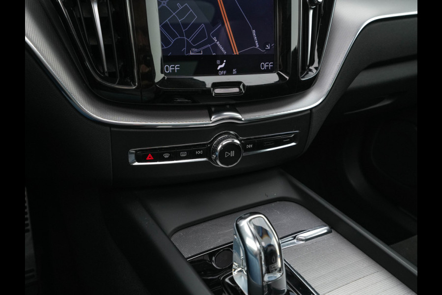 Volvo XC60 2.0 T8 Twin Engine AWD R-Design Aut. *PANO | LEATHER-MICROFIBRE | FULL-LED | BLIS | SPORTSEATS | DIGI-COCKPIT | CAMERA | NAVI-FULLMAP | LANE-ASSIST | TOWBAR | PRIVACY-GLASS | 20''ALU*