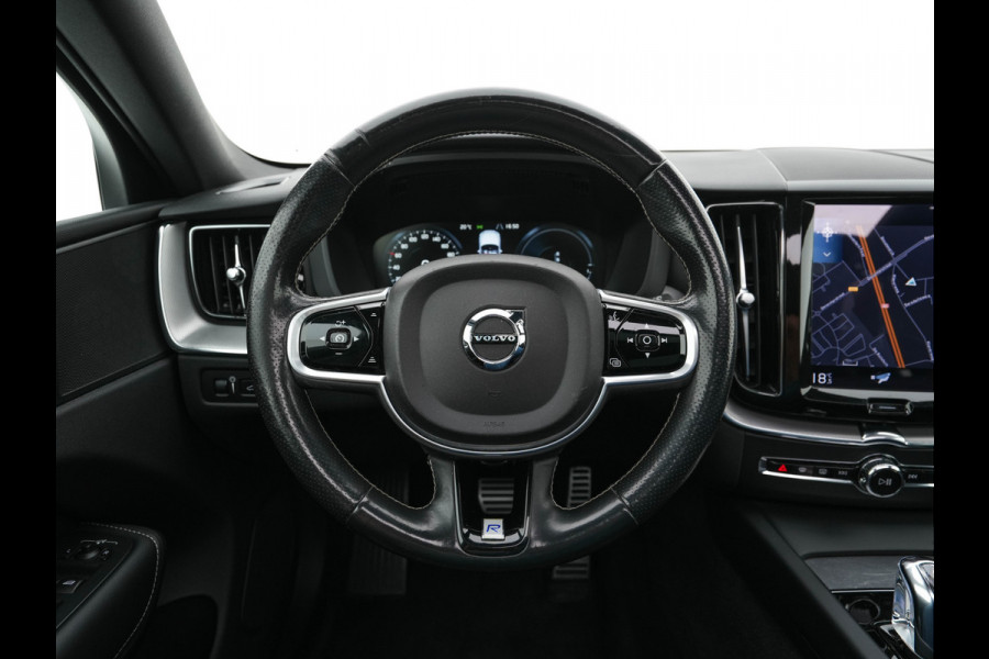 Volvo XC60 2.0 T8 Twin Engine AWD R-Design Aut. *PANO | LEATHER-MICROFIBRE | FULL-LED | BLIS | SPORTSEATS | DIGI-COCKPIT | CAMERA | NAVI-FULLMAP | LANE-ASSIST | TOWBAR | PRIVACY-GLASS | 20''ALU*
