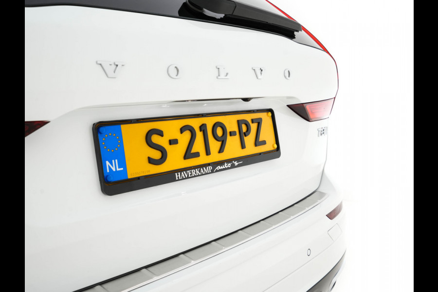 Volvo XC60 2.0 T8 Twin Engine AWD R-Design Aut. *PANO | LEATHER-MICROFIBRE | FULL-LED | BLIS | SPORTSEATS | DIGI-COCKPIT | CAMERA | NAVI-FULLMAP | LANE-ASSIST | TOWBAR | PRIVACY-GLASS | 20''ALU*