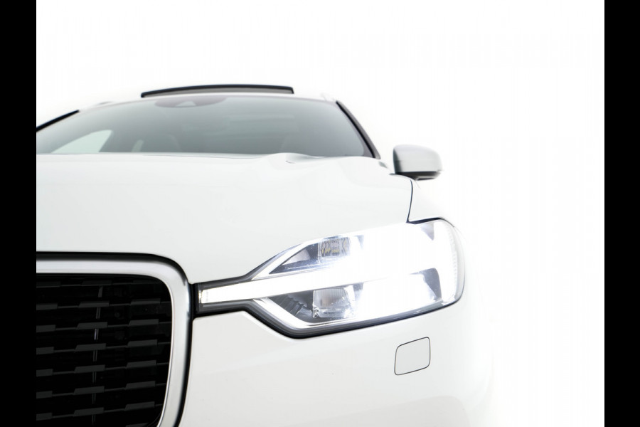Volvo XC60 2.0 T8 Twin Engine AWD R-Design Aut. *PANO | LEATHER-MICROFIBRE | FULL-LED | BLIS | SPORTSEATS | DIGI-COCKPIT | CAMERA | NAVI-FULLMAP | LANE-ASSIST | TOWBAR | PRIVACY-GLASS | 20''ALU*