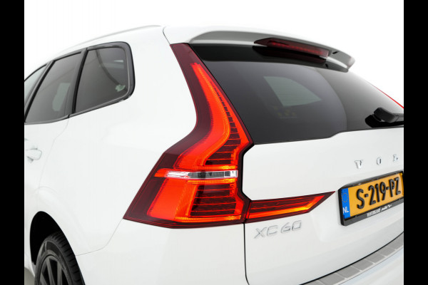 Volvo XC60 2.0 T8 Twin Engine AWD R-Design Aut. *PANO | LEATHER-MICROFIBRE | FULL-LED | BLIS | SPORTSEATS | DIGI-COCKPIT | CAMERA | NAVI-FULLMAP | LANE-ASSIST | TOWBAR | PRIVACY-GLASS | 20''ALU*