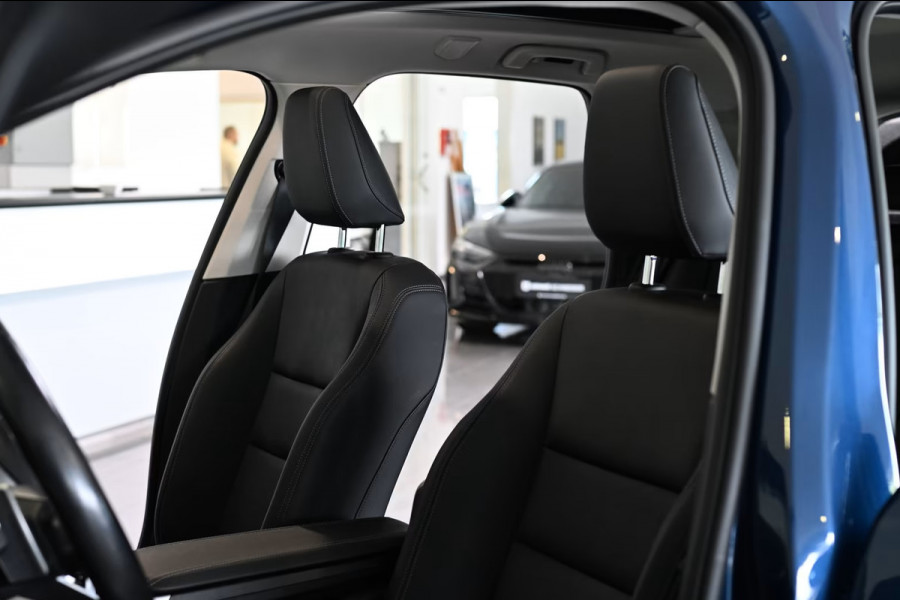 BMW 2 Serie Active Tourer 225e xDrive LUXURY ** LED, NAVI+, LEDER, PANORAMA, TREKH, DRIV. ASS+, 17-inch LMV ** 1e EIG - UNFALLFREI ** ** INFORMEER OOK NAAR ONZE AANTREKKELIJKE FINANCIAL-LEASE TARIEVEN **