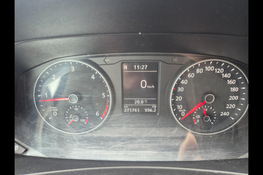 Volkswagen Transporter 2.0 TDI L2H1 DC