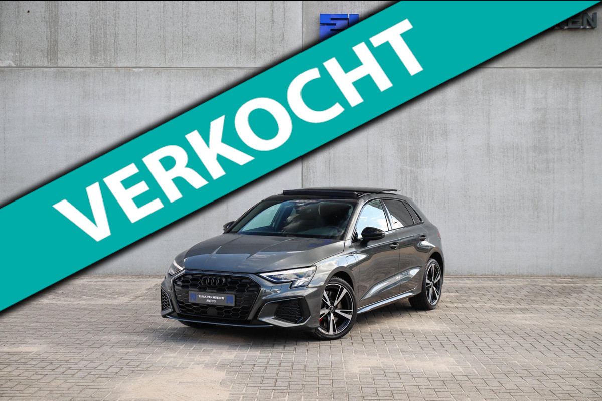 Audi A3 Sportback 45TFSI e PHEV S Edition S line Competition 245pk S-Tronic! 1e|Panoramadak|Virtual Cockpit|Supersport Kuipstoelen