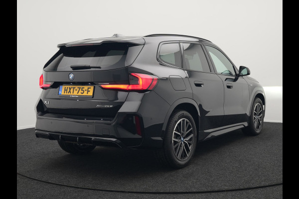 BMW X1 xDrive25e M-Sport Plug in Hybrid 245pk Dealer O.H | PHEV | Adaptive Cruise | Head-up Display | 360 Camera | Harman Kardon | Carplay | Lederen Sportstoelen Verwarmd | Sfeerverlichting |