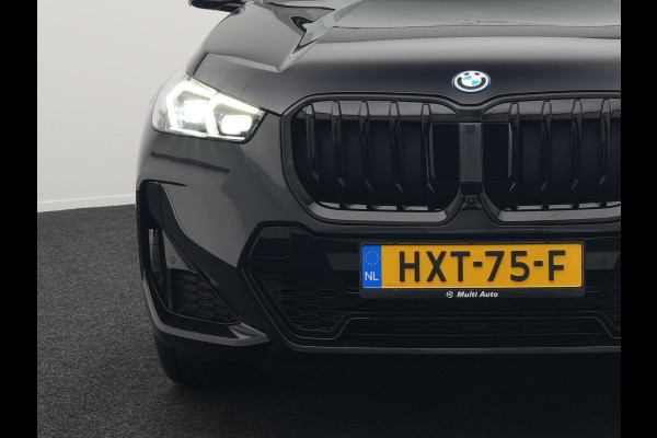 BMW X1 xDrive25e M-Sport Plug in Hybrid 245pk Dealer O.H | PHEV | Adaptive Cruise | Head-up Display | 360 Camera | Harman Kardon | Carplay | Lederen Sportstoelen Verwarmd | Sfeerverlichting |