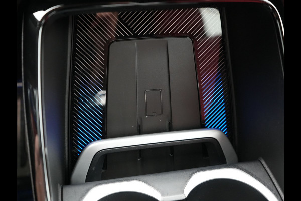 BMW X1 xDrive25e M-Sport Plug in Hybrid 245pk Dealer O.H | PHEV | Adaptive Cruise | Head-up Display | 360 Camera | Harman Kardon | Carplay | Lederen Sportstoelen Verwarmd | Sfeerverlichting |