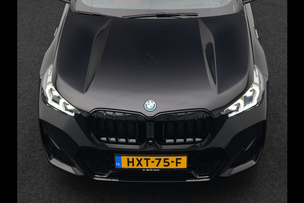 BMW X1 xDrive25e M-Sport Plug in Hybrid 245pk Dealer O.H | PHEV | Adaptive Cruise | Head-up Display | 360 Camera | Harman Kardon | Carplay | Lederen Sportstoelen Verwarmd | Sfeerverlichting |