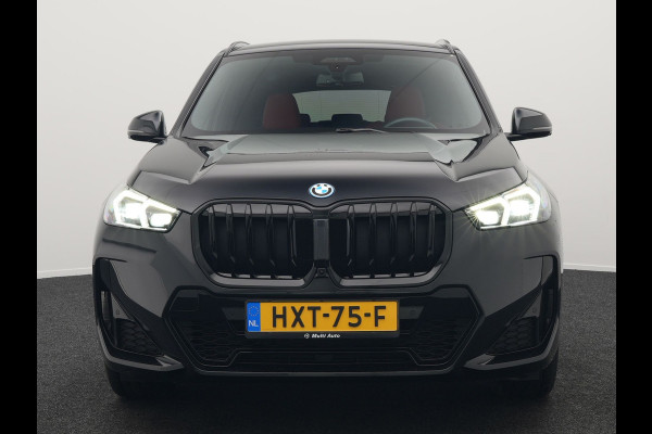 BMW X1 xDrive25e M-Sport Plug in Hybrid 245pk Dealer O.H | PHEV | Adaptive Cruise | Head-up Display | 360 Camera | Harman Kardon | Carplay | Lederen Sportstoelen Verwarmd | Sfeerverlichting |