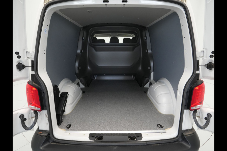 Volkswagen Transporter 2.0 TDI L2H3 28 Comfortline
