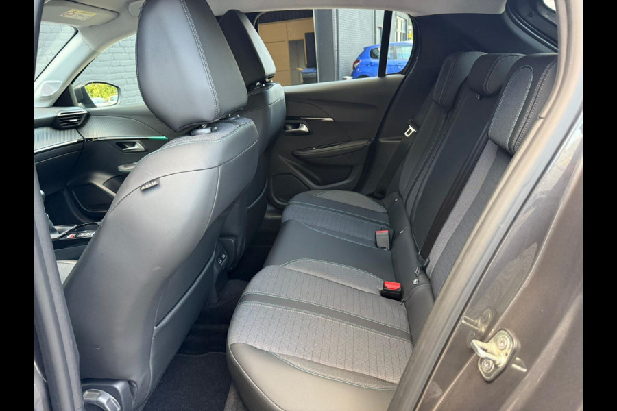 Peugeot 208 1.2 PureTech Blue Lease Allure| CRUISE | DIGITAL DASH | NWE DRIEM | CAMERA
