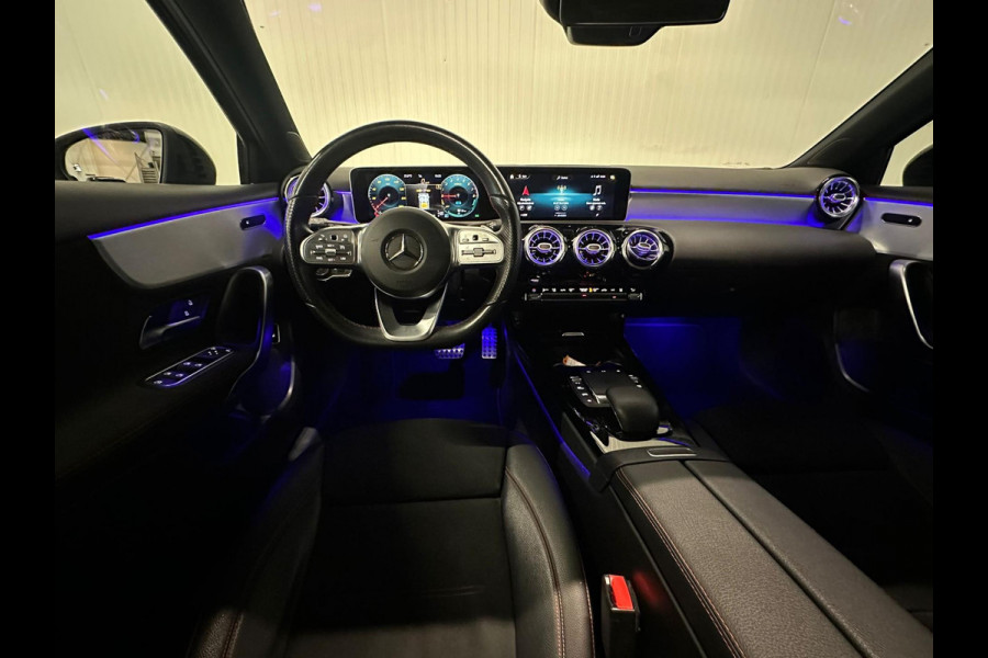 Mercedes-Benz A-Klasse 250 e AMG | NIGHT | PANO | CAMERA | MANGO GREY | AMBIANCE