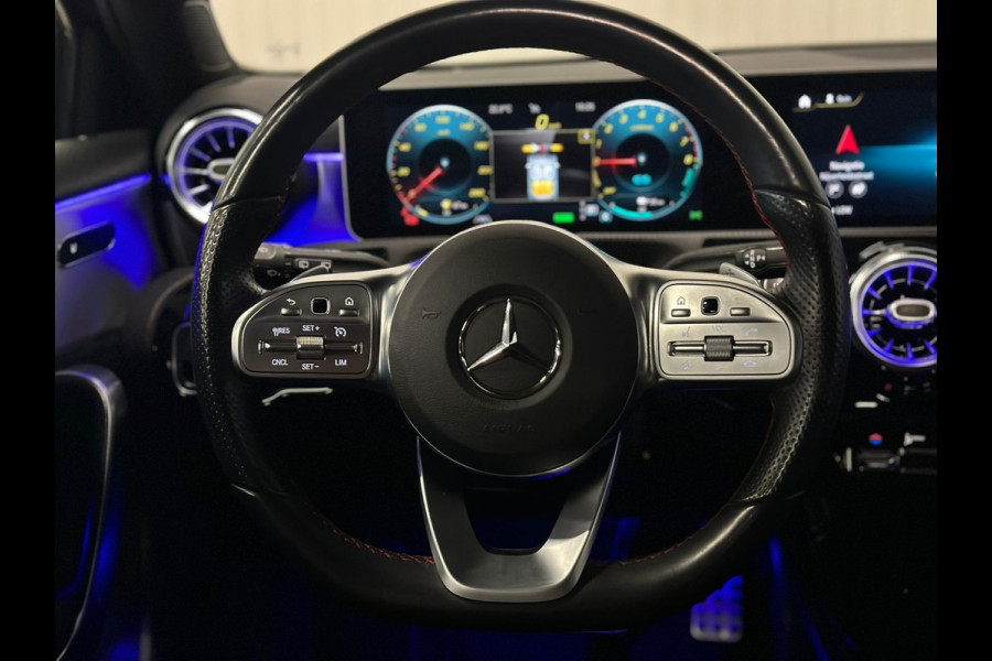 Mercedes-Benz A-Klasse 250 e AMG | NIGHT | PANO | CAMERA | MANGO GREY | AMBIANCE