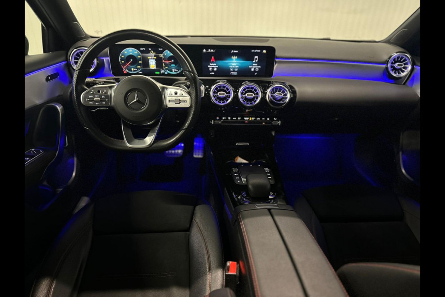 Mercedes-Benz A-Klasse 250 e AMG | NIGHT | PANO | CAMERA | MANGO GREY | AMBIANCE