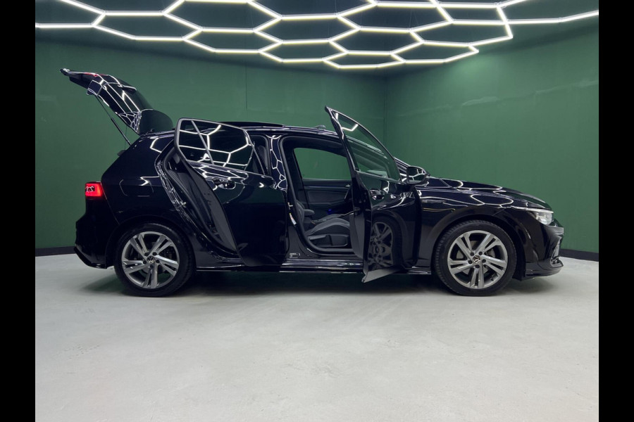 Volkswagen Golf 1.5 eTSI R-Line Camera | IQ | Pano | Sfeer