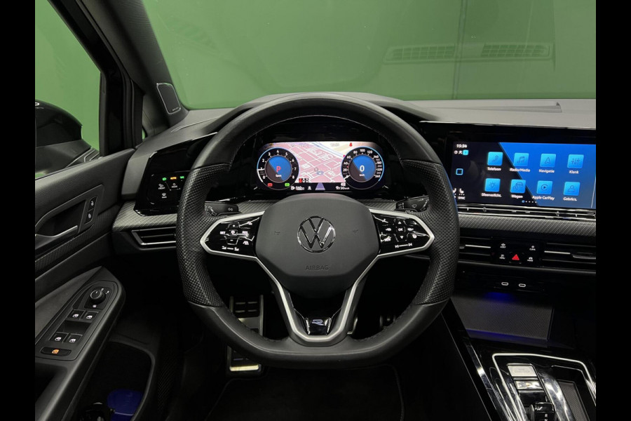 Volkswagen Golf 1.5 eTSI R-Line Camera | IQ | Pano | Sfeer