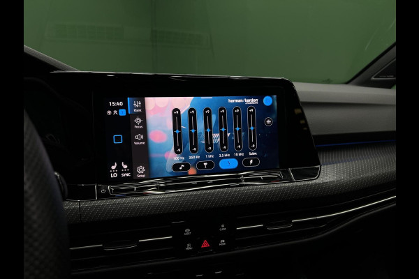 Volkswagen Golf 1.5 eTSI R-Line Camera | IQ | Pano | Sfeer
