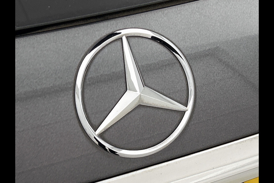 Mercedes-Benz C-Klasse Estate 200 Premium Plus Pack | Panoramadak | 5 spaaks lichtmetalen velgen | Navigatie | Parking support | Inclusief 24 maanden MB Certified garantie voor Europa.