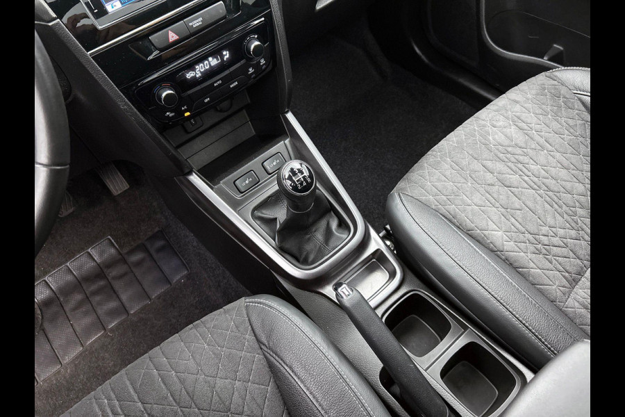 Suzuki Vitara 1.0 Boosterjet Stijl PANORAMADAK CAMERA TREKHAAK
