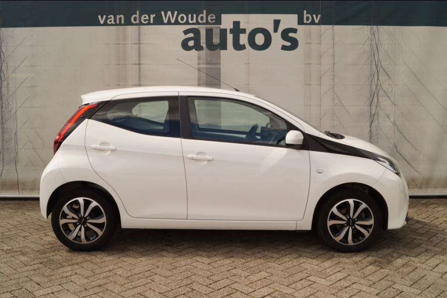 Toyota Aygo 1.0 VVT-i X-Fun Club -AIRCO-CAM-LMV-LED-