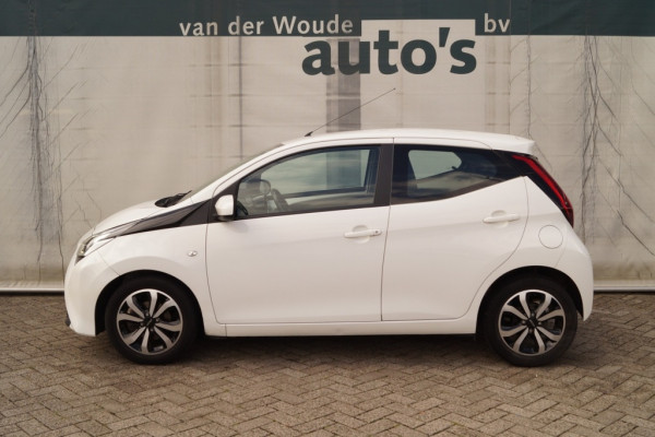 Toyota Aygo 1.0 VVT-i X-Fun Club -AIRCO-CAM-LMV-LED-