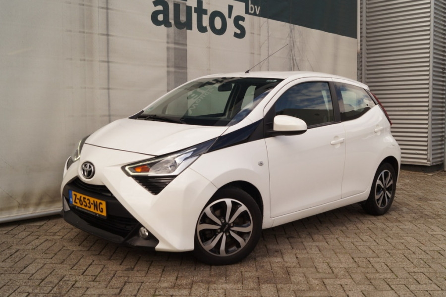 Toyota Aygo 1.0 VVT-i X-Fun Club -AIRCO-CAM-LMV-LED-