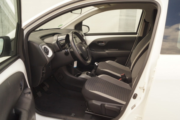 Toyota Aygo 1.0 VVT-i X-Fun Club -AIRCO-CAM-LMV-LED-