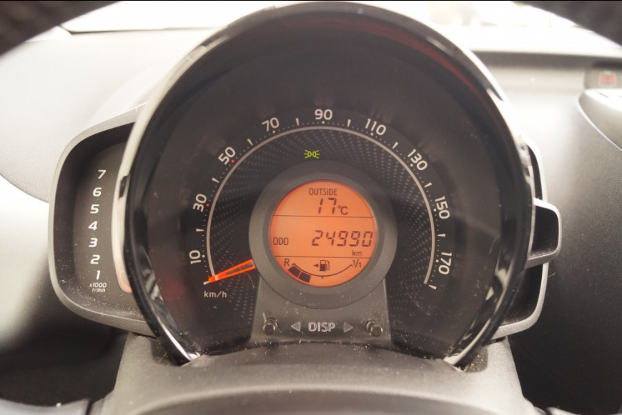 Toyota Aygo 1.0 VVT-i X-Fun Club -AIRCO-CAM-LMV-LED-