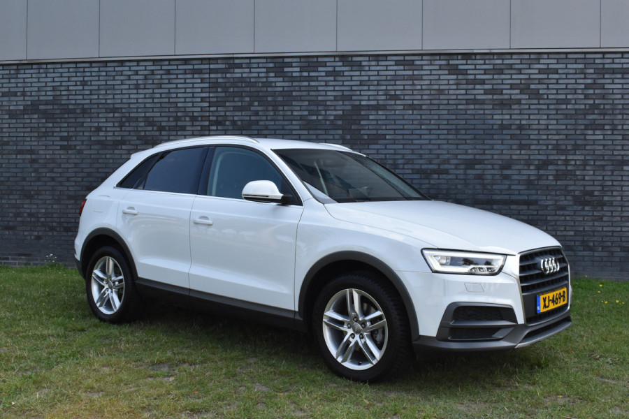 Audi Q3 1.4 TFSI CoD Sport Advance Sport Automaat elec-achterklep Stoelverwarming
