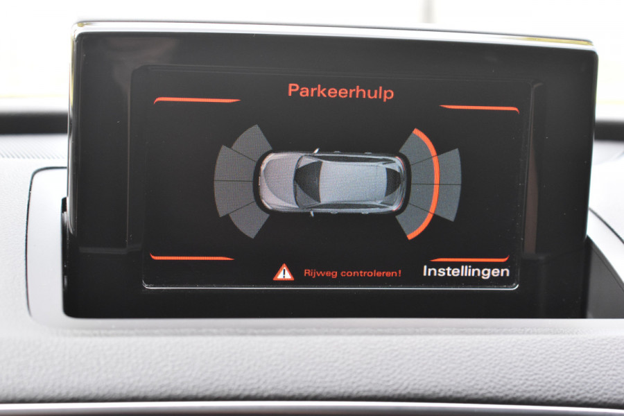 Audi Q3 1.4 TFSI CoD Sport Advance Sport Automaat elec-achterklep Stoelverwarming