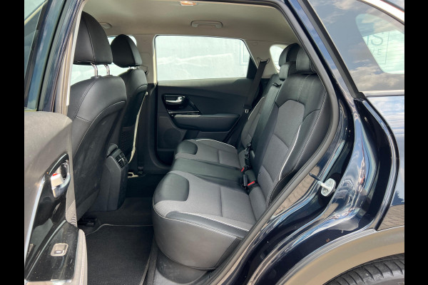 Kia e-Niro DynamicLine 64 kWh 1/2 LEDER | CAMERA | NL-AUTO