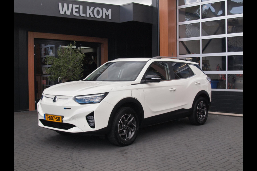 SsangYong Korando E-Motion Titanium 2WD | Trekhaak | Camera | Cruise Control | NL-Auto | Leer |