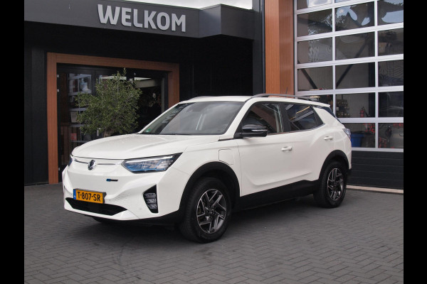 SsangYong Korando E-Motion Titanium 2WD | Trekhaak | Camera | Cruise Control | NL-Auto | Leer |
