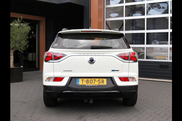SsangYong Korando E-Motion Titanium 2WD | Trekhaak | Camera | Cruise Control | NL-Auto | Leer |