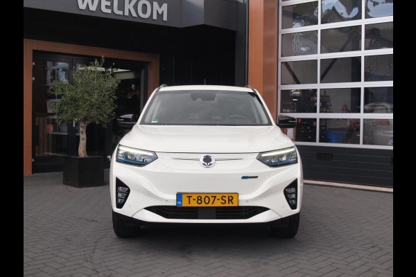 SsangYong Korando E-Motion Titanium 2WD | Trekhaak | Camera | Cruise Control | NL-Auto | Leer |