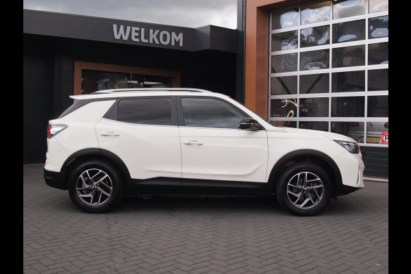 SsangYong Korando E-Motion Titanium 2WD | Trekhaak | Camera | Cruise Control | NL-Auto | Leer |