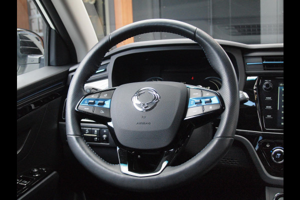 SsangYong Korando E-Motion Titanium 2WD | Trekhaak | Camera | Cruise Control | NL-Auto | Leer |