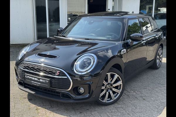 MINI Clubman 2.0 Cooper S ALL4 MINI Yours, adaptieve cruise control, Head-up, panoramadak,Leder, Camera. Een proefrit levert het bewijs. Neem contact op en we maken een afspraak!