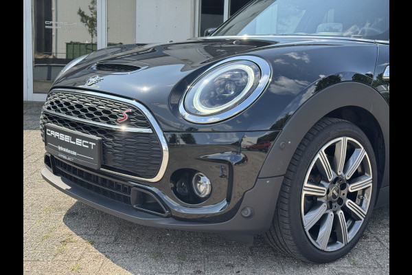 MINI Clubman 2.0 Cooper S ALL4 MINI Yours, adaptieve cruise control, Head-up, panoramadak,Leder, Camera. Een proefrit levert het bewijs. Neem contact op en we maken een afspraak!