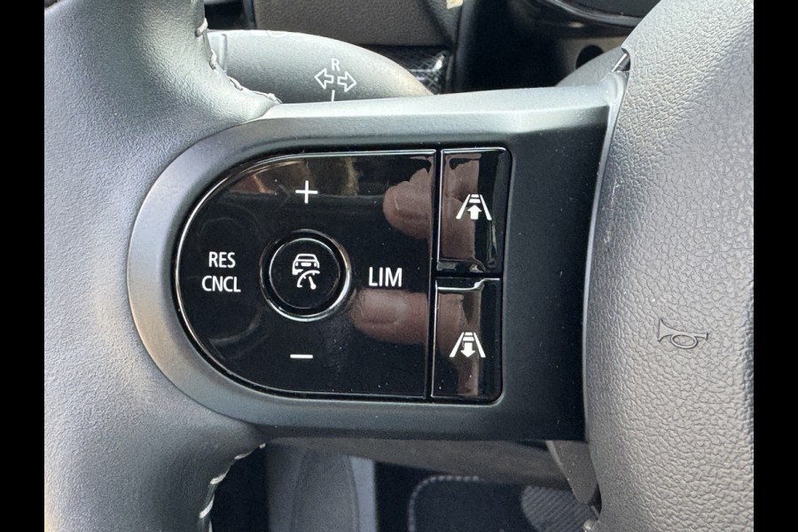 MINI Clubman 2.0 Cooper S ALL4 MINI Yours, adaptieve cruise control, Head-up, panoramadak,Leder, Camera. Een proefrit levert het bewijs. Neem contact op en we maken een afspraak!