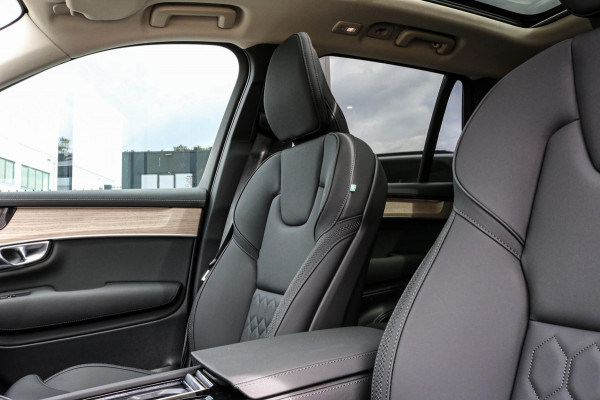 Volvo XC90 2.0 T8 PLUS DARK - PANO - HARMAN KARDON - 21 INCH