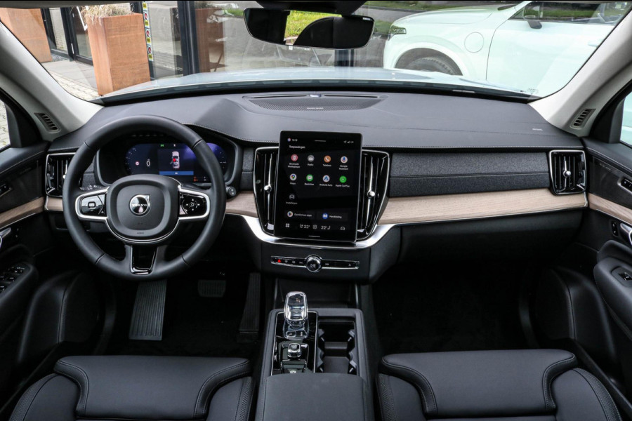 Volvo XC90 2.0 T8 PLUS DARK - PANO - HARMAN KARDON - 21 INCH